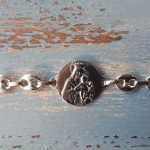 Pulsera escapulario Virgen del Carmen plata