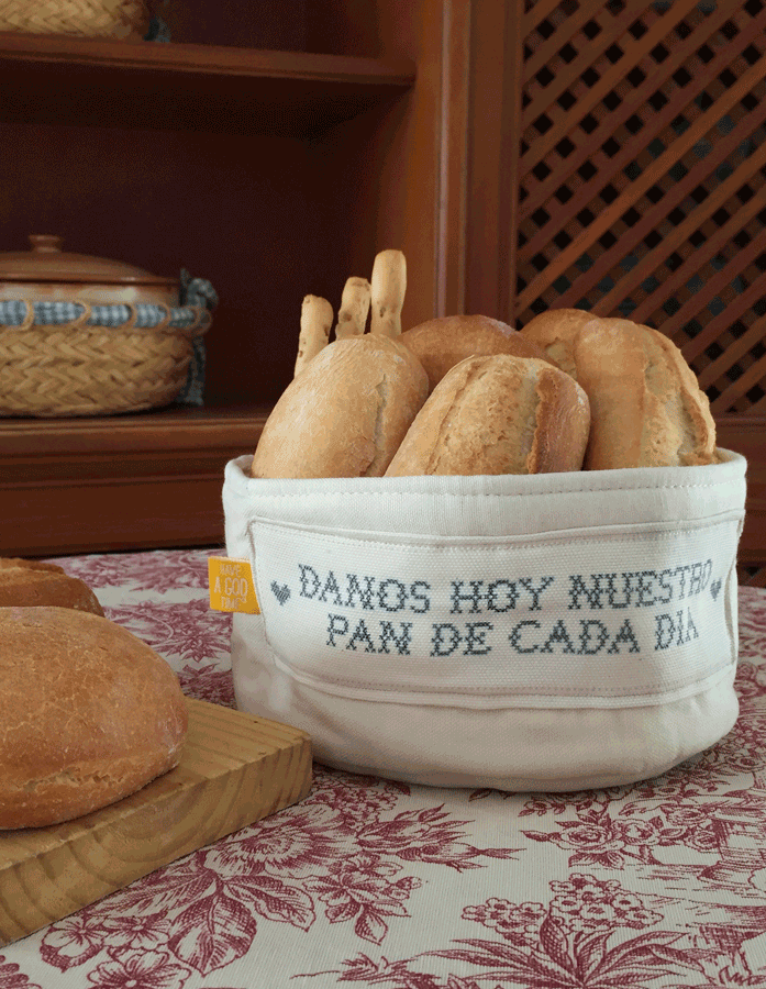 CESTA DE PAN NUESTRO PAN DE CADA DÍA - Have a God Time