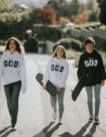 Sudadera con capucha All you need is God blanca - Imagen 5