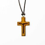 Colgante cruz de madera Medjugorje